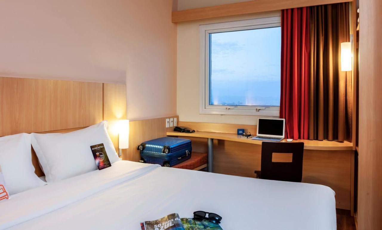Ibis Ourinhos Hotel Luaran gambar